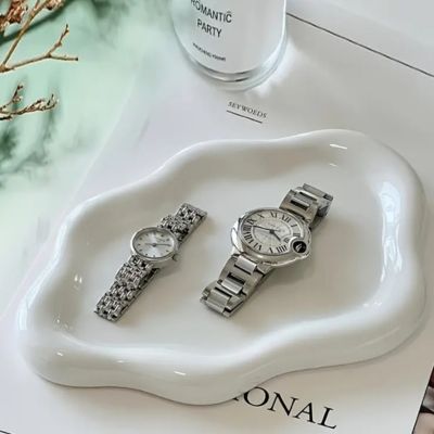 plateau bijoux couleur blanche
