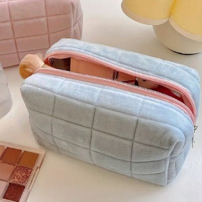 Trousse de maquillage douce bleue