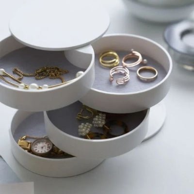 boîte à bijoux moderne blanche avec rangement compartimenté