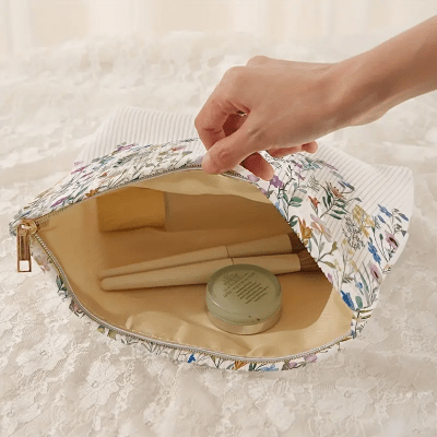 Grande trousse maquillage en velours côtelé
